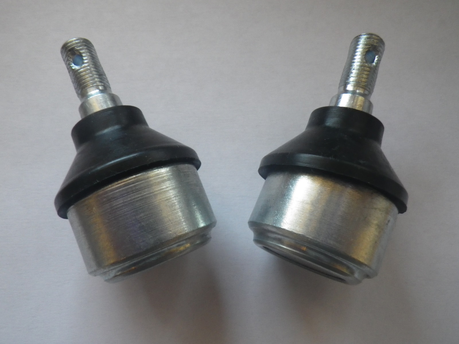 Polaris Magnum 500 4x4 2001-2002 Front Lower Ball Joint Replacement Pair