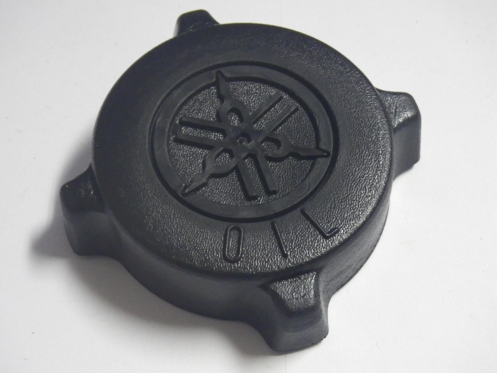 Yamaha G1 2Cycle Gas Golf Cart Oil Tank Cap 8632177100